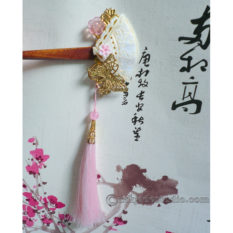 Chinese Carved Shell Fan Hair Stick Hair Pin with Butterfly and Tassel