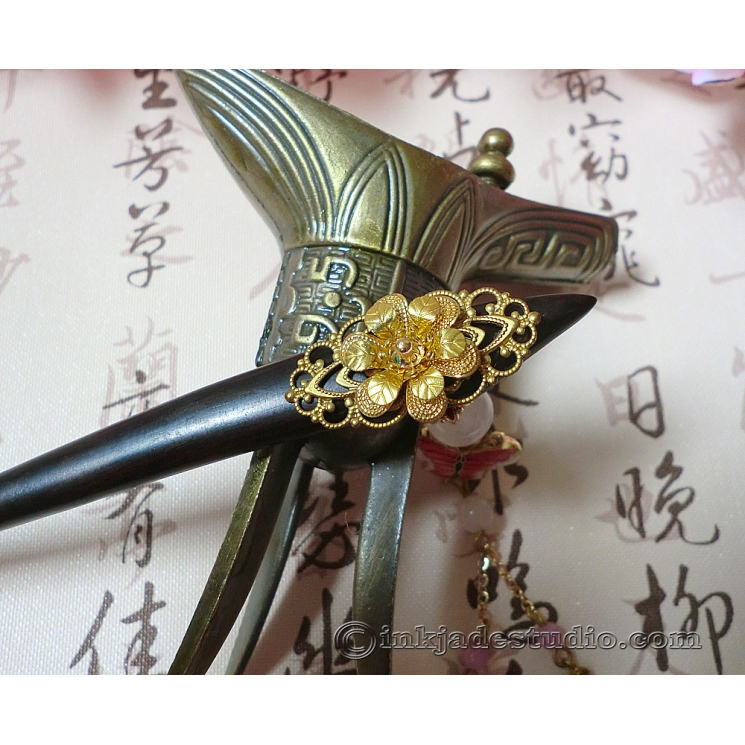 Golden Filigree Flower Wooden Chinese Hair Stick with Rose Quartz