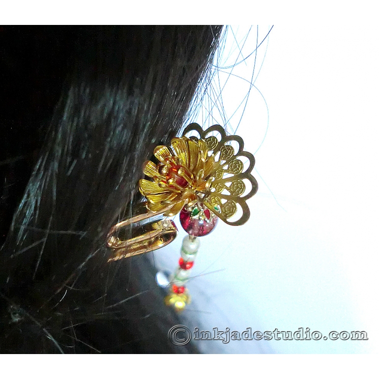 Curved Golden Chrysanthemum Fan Hair Stick
