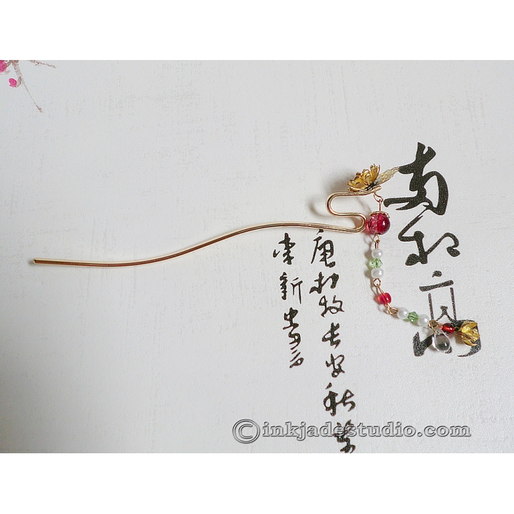 Curved Golden Chrysanthemum Fan Hair Stick