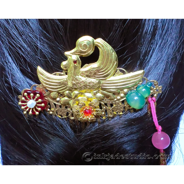 Golden Phoenix Comb with Green Agate Gourd and Dark Pink Tassel