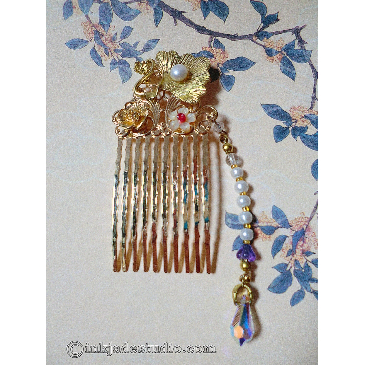 Small Golden Chinese Comb with Gingko Leaf and Freshwater Pearl