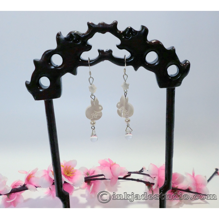 Cute White Carved Shell Bunny Earrings with Stars