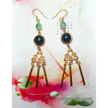 Green Jade and Agate Golden Chinese Chandelier Earrings