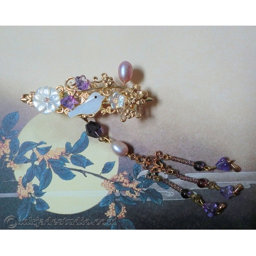 Small Carved Shell Bird and Flower Hairclip with Lavender Freshwater Pearls