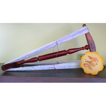 Handspinning the Yarn for Unicorn Magic Scarf 4