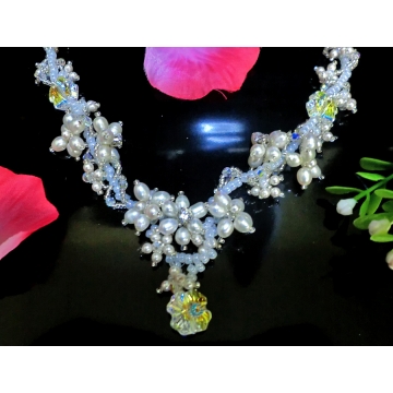 Beadwoven Pearl Blossom Necklace